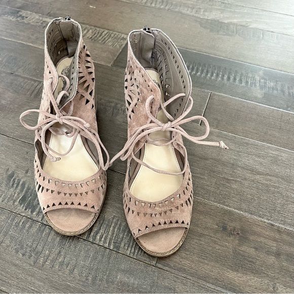 Vince Camuto Taupe Ankle Booties - Picture 11 of 14